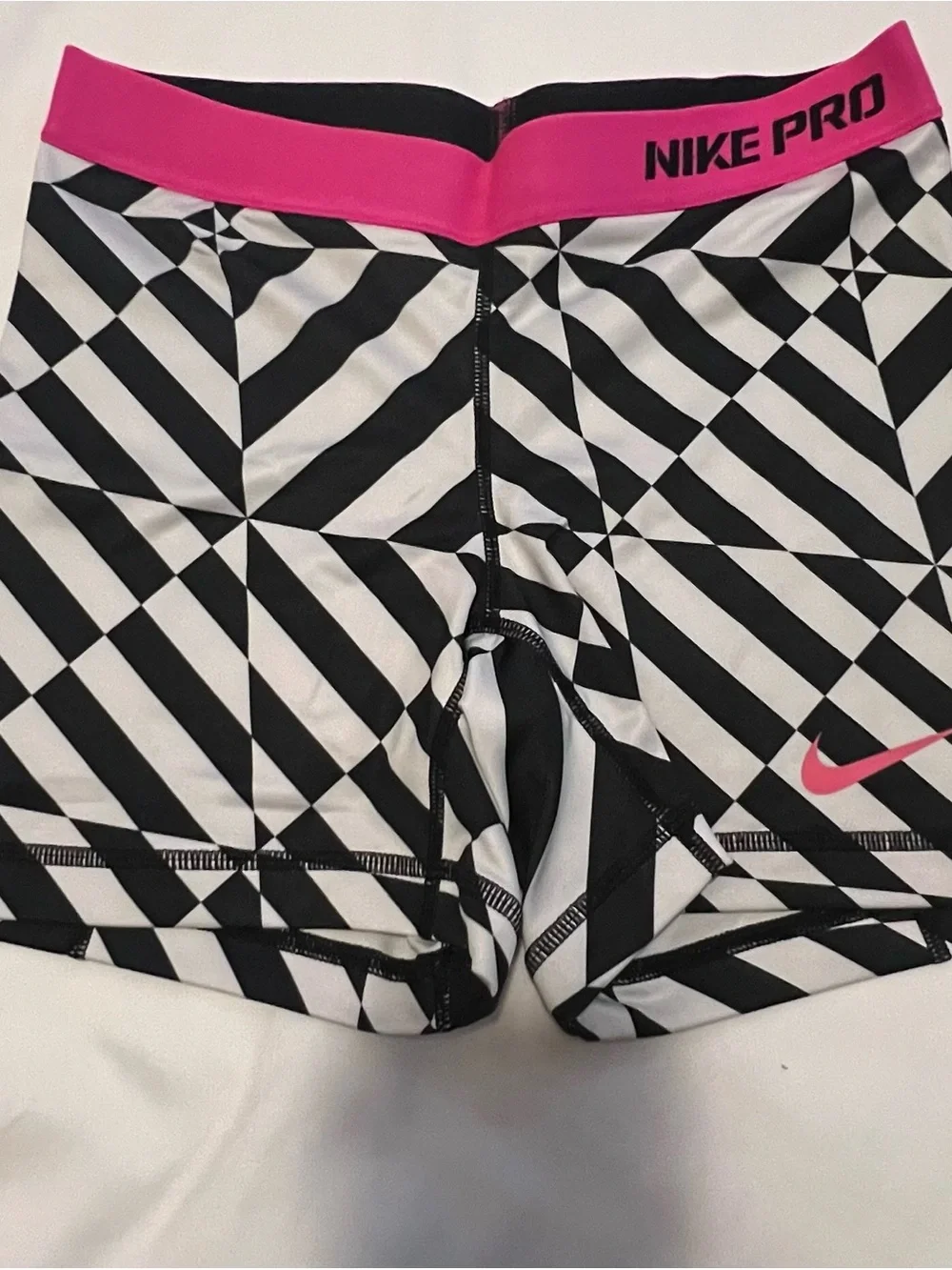 Nike Pro Dri-FIT Girls' Black & Pink Patterned Compression Shorts